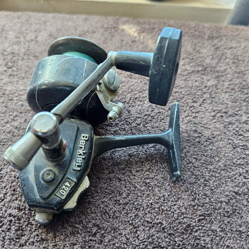 Vintage berkley 420 fresh water fishing real